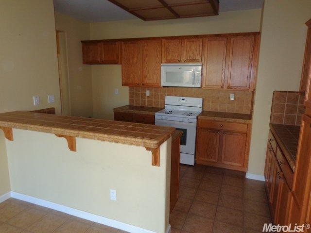 5424 Verbena Ct, Keyes, CA 95328 photo 4