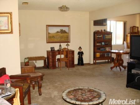 7790 Laurel Dr, Gilroy, CA 95020 photo 3