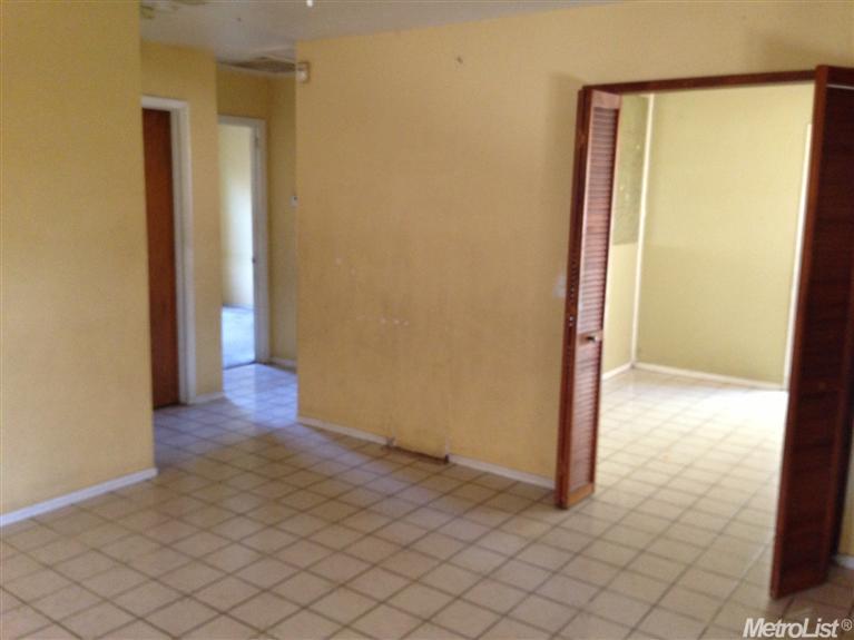 845 W 8th St, Merced, CA 95341 photo 7