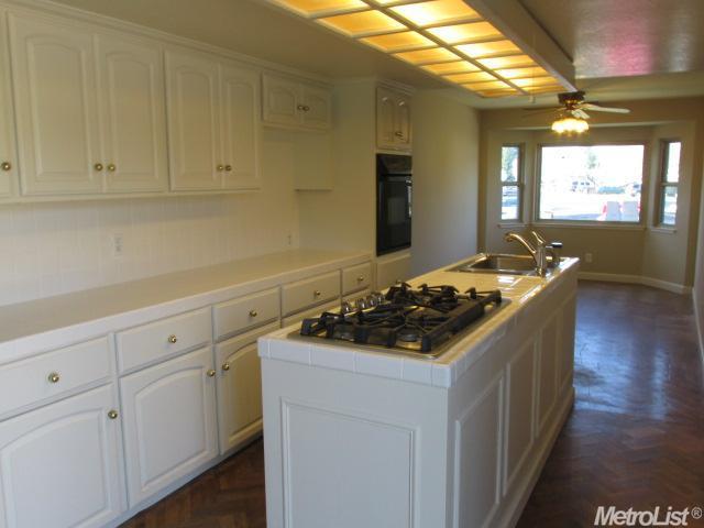 740 Rutledge Dr, Lodi, CA 95242 photo 7