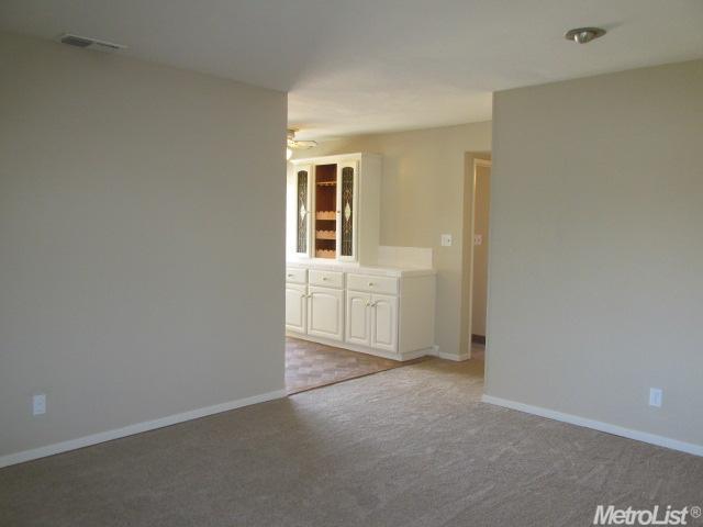 740 Rutledge Dr, Lodi, CA 95242 photo 4
