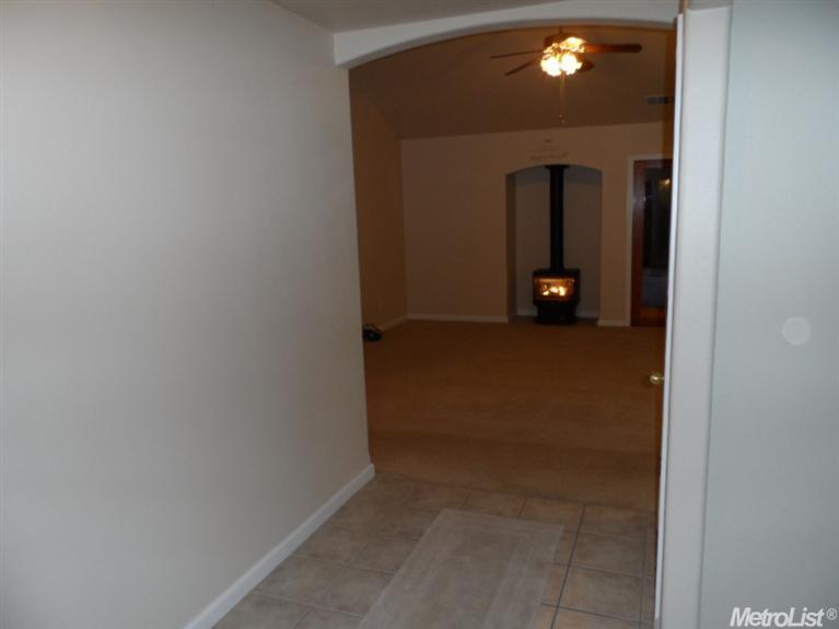 2891 Shadow Ln, Pollock Pines, CA 95726 photo 2