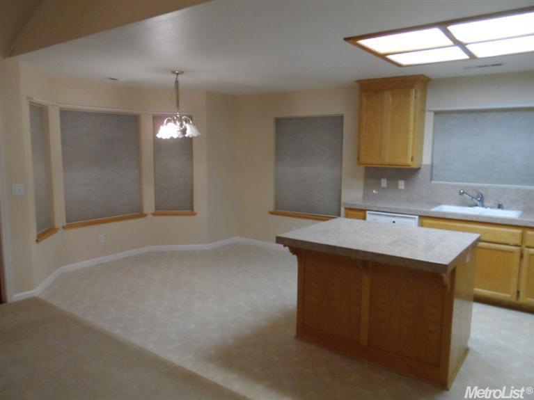 2891 Shadow Ln, Pollock Pines, CA 95726 photo 4