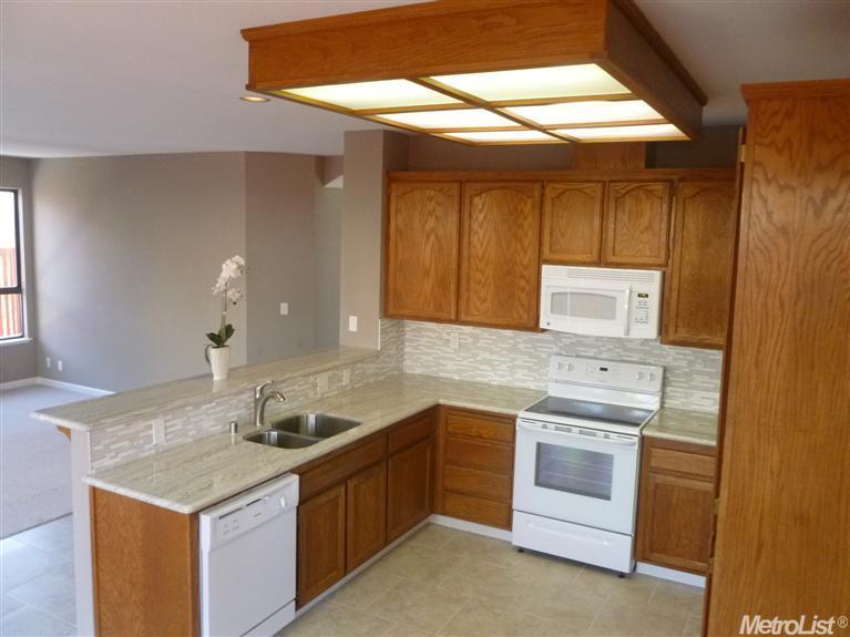 1905 Plum Ln, Tracy, CA 95376 photo 5