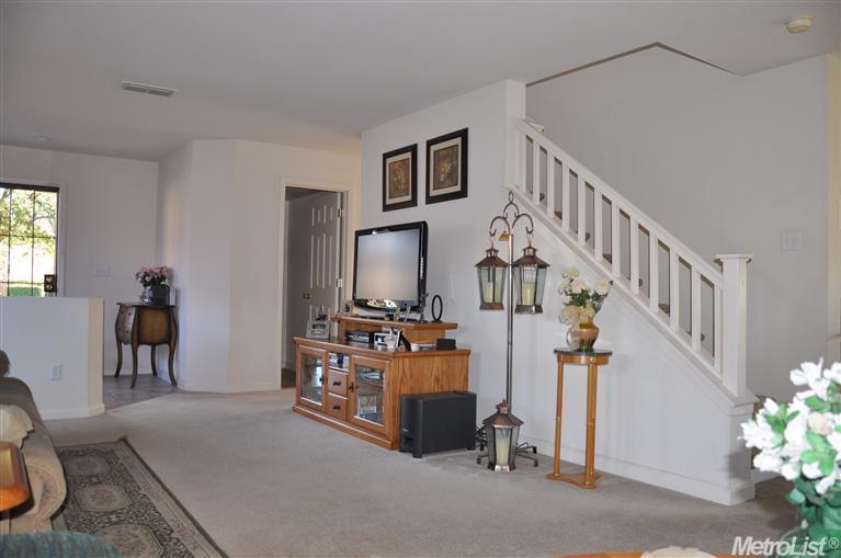 4284 Monhegan Way, Mather, CA 95655 photo 7