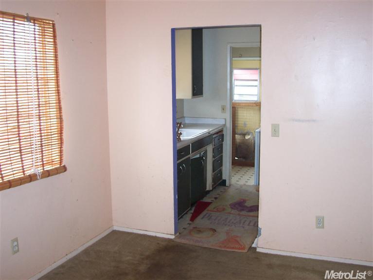 302 B St, Isleton, CA 95641 photo 3