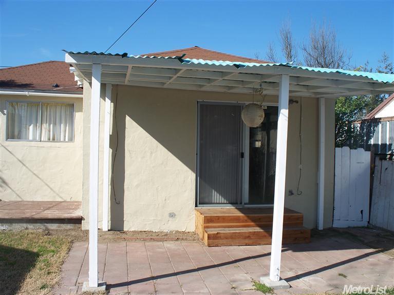 2124 6th St, Hughson, CA 95326 photo 4