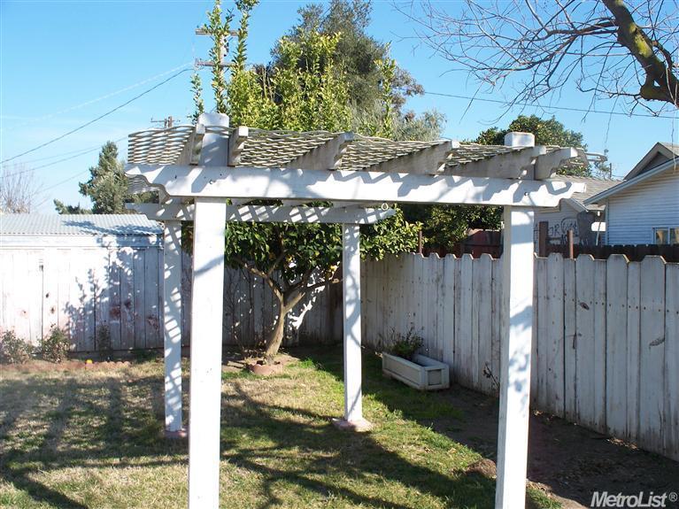 2124 6th St, Hughson, CA 95326 photo 5
