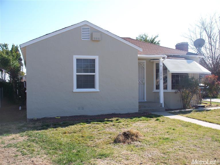 2124 6th St, Hughson, CA 95326 photo 2