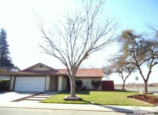 1429 July Ct, Modesto, CA 95358 photo 1