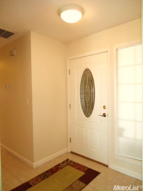 1429 July Ct, Modesto, CA 95358 photo 2