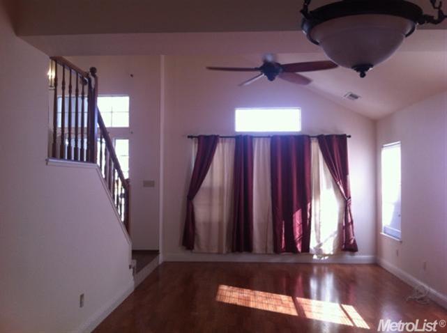 85 S Hickory Ave, Tracy, CA 95376 photo 2