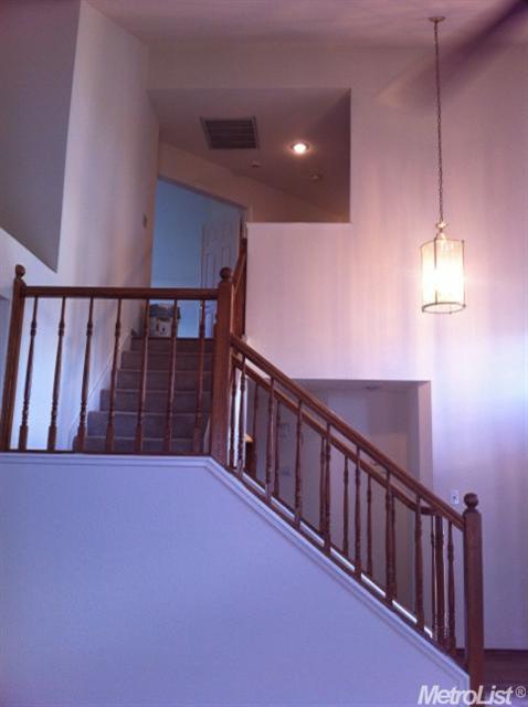 85 S Hickory Ave, Tracy, CA 95376 photo 3