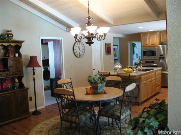 7109 Hillcrest Dr, Modesto, CA 95356 photo 4