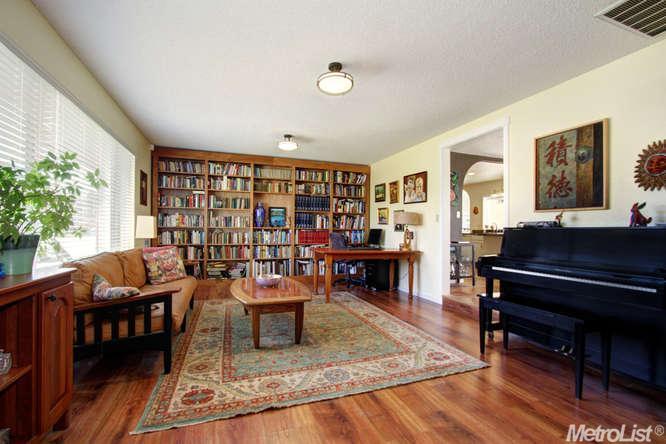 1741 Carmelo Dr, Carmichael, CA 95608 photo 4