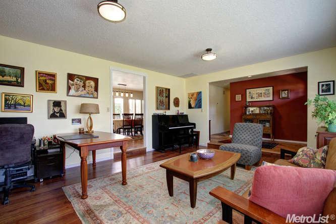 1741 Carmelo Dr, Carmichael, CA 95608 photo 5