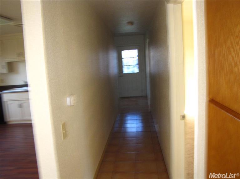 158 E Kavanagh Ave, Tracy, CA 95376 photo 9
