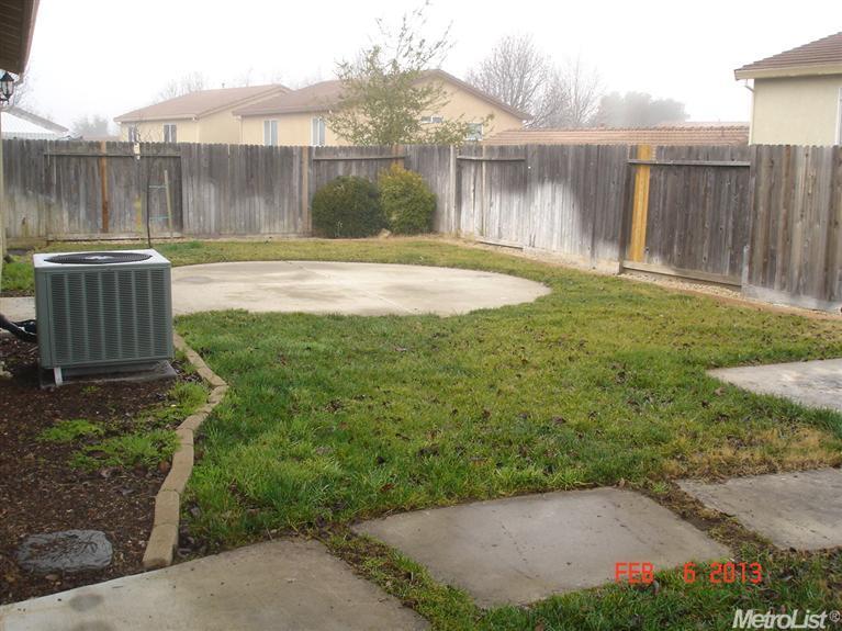 4264 Castleton Cir, Mather, CA 95655 photo 2