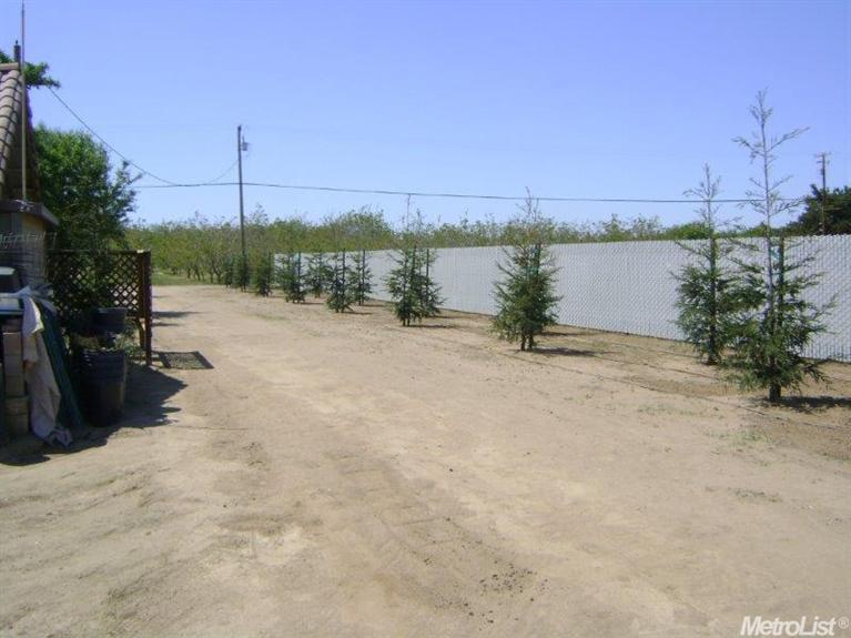 1842 Clinton Rd, Hughson, CA 95326 photo 8