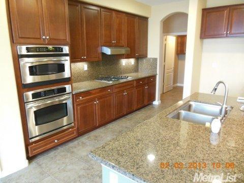 1527 Horizon Ln, Patterson, CA 95363 photo 3