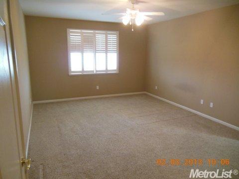 1527 Horizon Ln, Patterson, CA 95363 photo 5