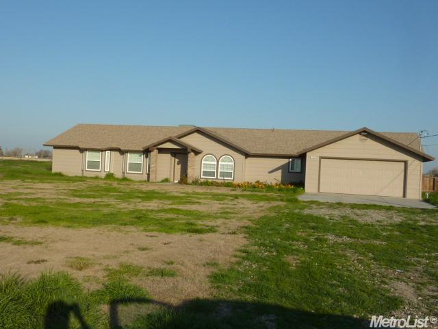 17488 Reynolds Ave, Dos Palos, CA 93620 photo 1