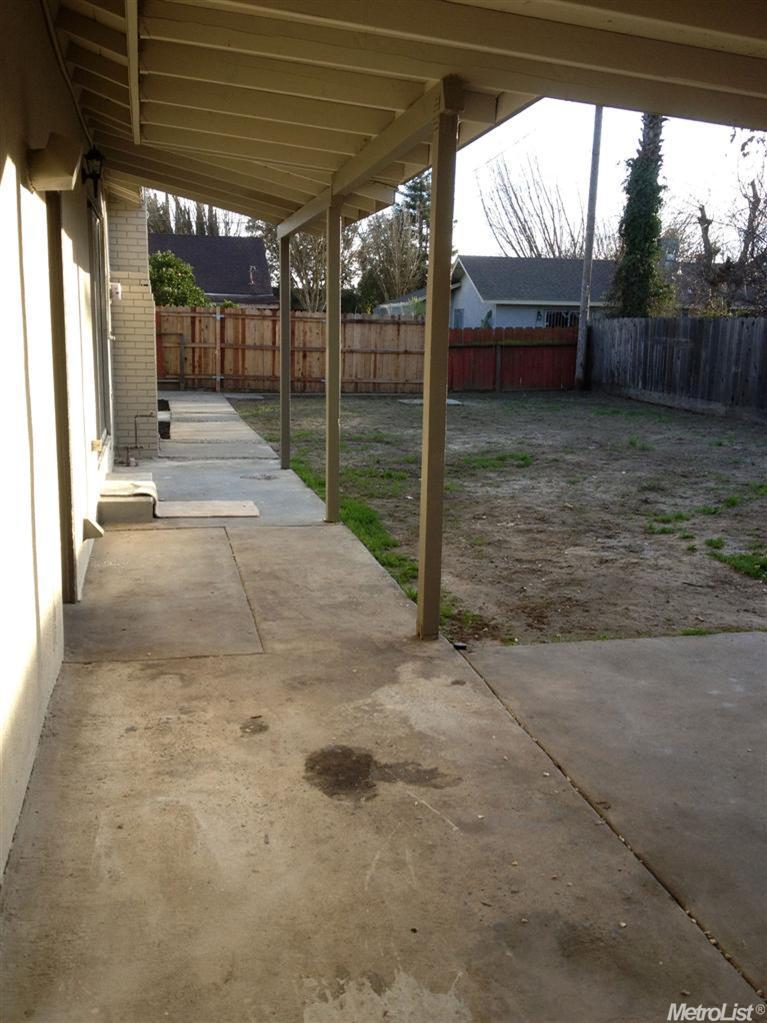 301 Tennyson Dr, Modesto, CA 95351 photo 22