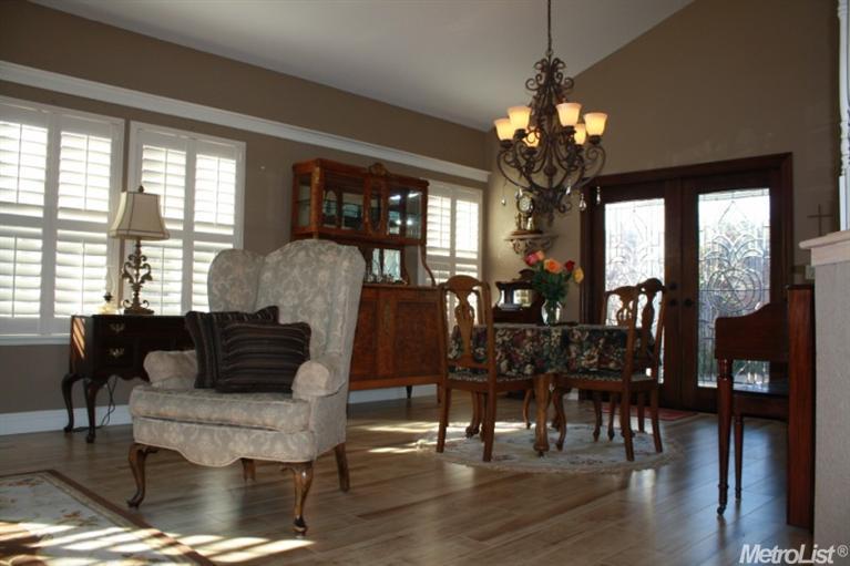 515 Yokuts Dr, Lodi, CA 95240 photo 4
