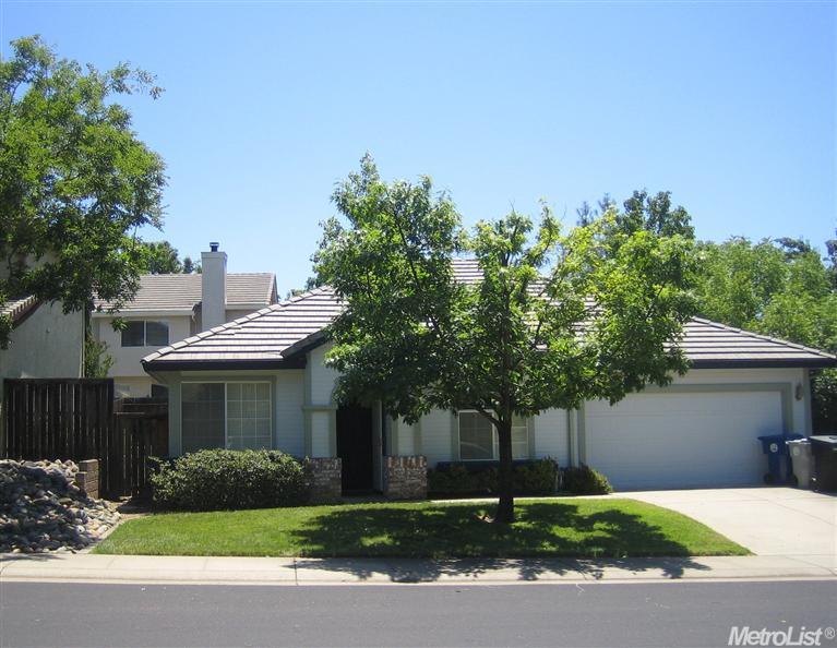 125 Larkin Cir, Folsom, CA 95630 photo 1