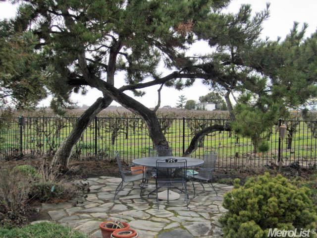 1385 E Acampo Rd, Acampo, CA 95220 photo 25