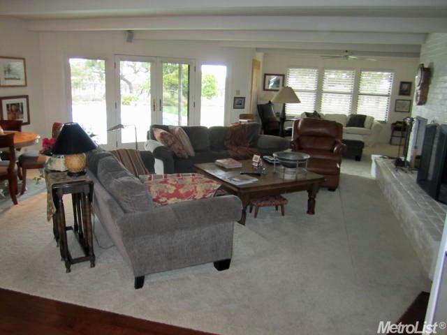 1385 E Acampo Rd, Acampo, CA 95220 photo 5