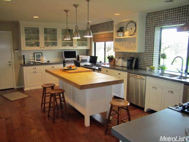 1385 E Acampo Rd, Acampo, CA 95220 photo 9