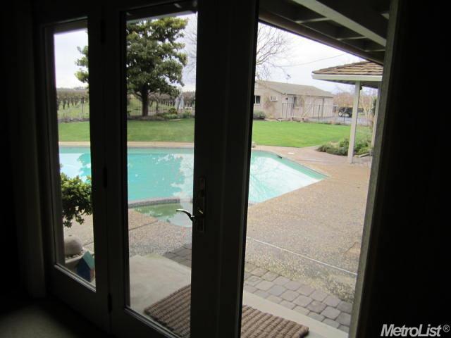 1385 E Acampo Rd, Acampo, CA 95220 photo 17