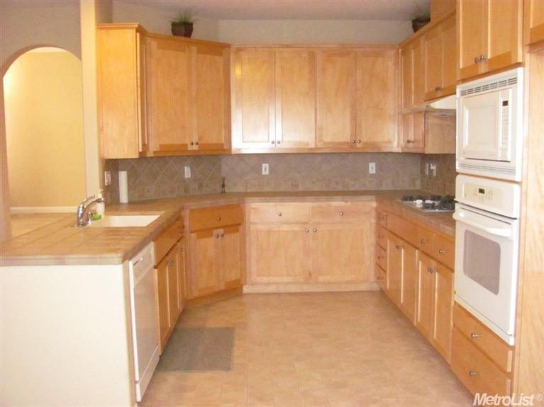 3400 Vancouver Dr, Modesto, CA 95355 photo 3