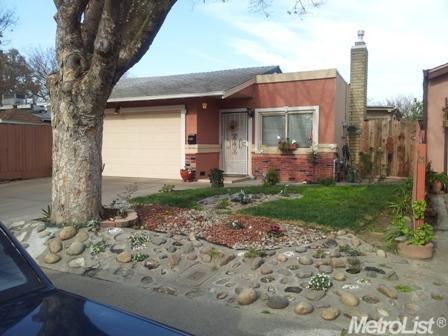 2321 Chrysler Dr, Modesto, CA 95350 photo 1