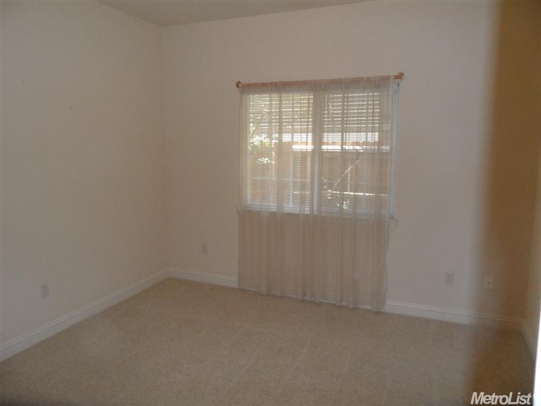 3418 Mono Pl, Davis, CA 95618 photo 10