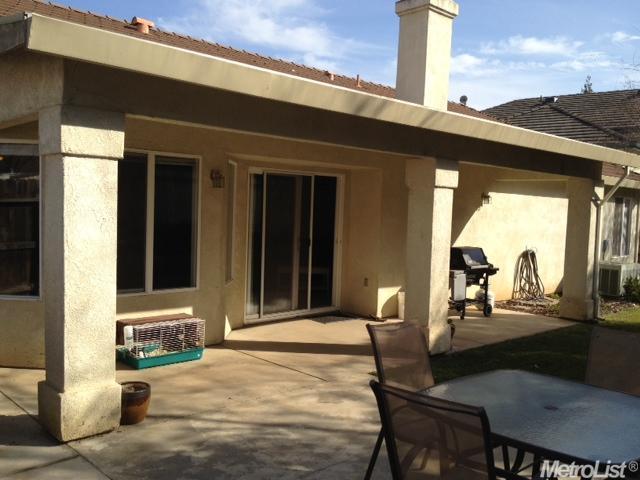 898 Lariat Loop, Galt, CA 95632 photo 2