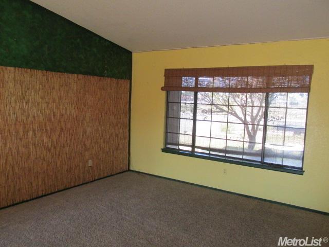 1346 Daniels St, Manteca, CA 95337 photo 3