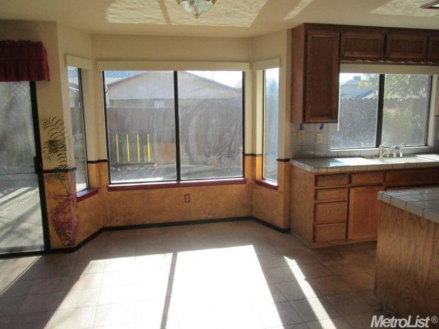 1346 Daniels St, Manteca, CA 95337 photo 5