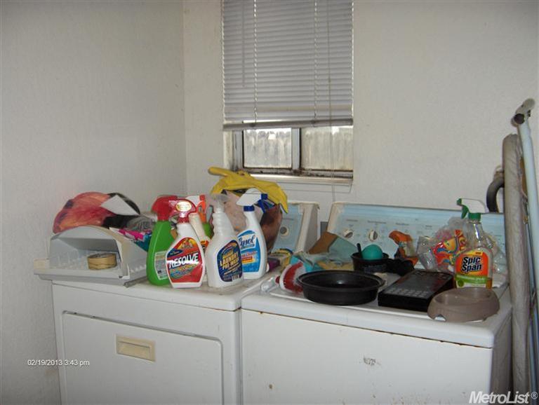 335 Cypress St, Lodi, CA 95240 photo 3