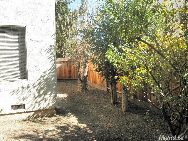 31 Wimbledon Ln, Tracy, CA 95376 photo 12