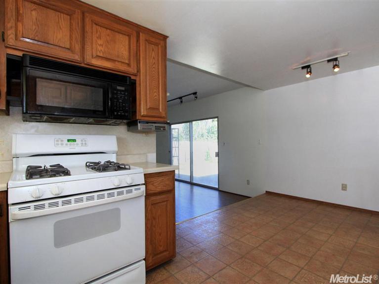 1130 L St, Davis, CA 95616 photo 6