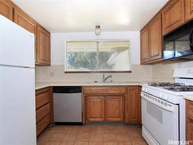 1130 L St, Davis, CA 95616 photo 5