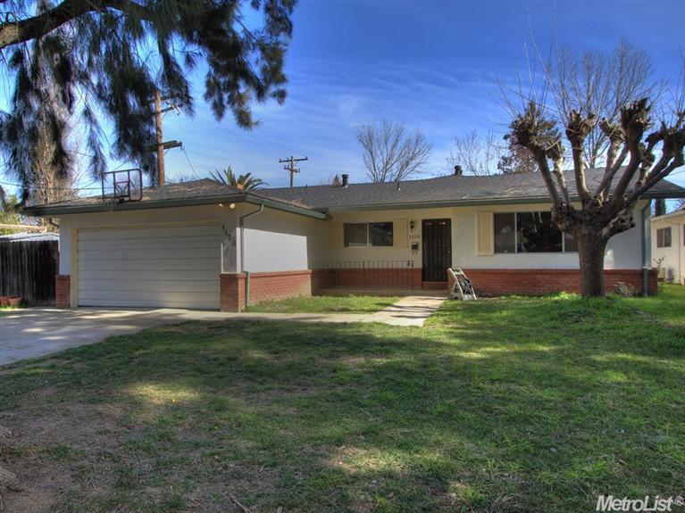1130 L St, Davis, CA 95616 photo 1