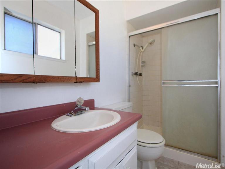 1130 L St, Davis, CA 95616 photo 16