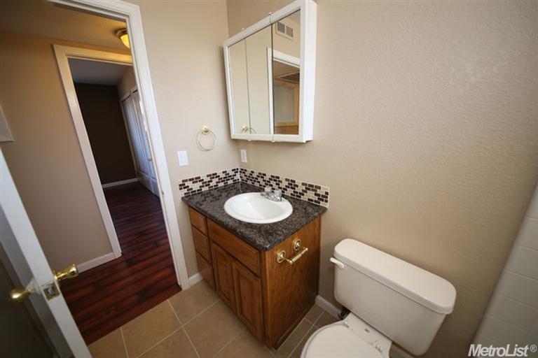 845 W Beverly Pl, Tracy, CA 95376 photo 11