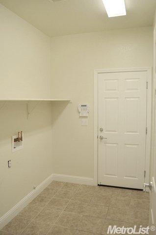 2365 Shadow Berry Dr, Manteca, CA 95336 photo 22