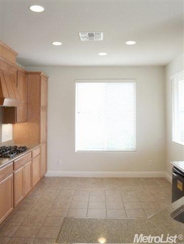 2365 Shadow Berry Dr, Manteca, CA 95336 photo 14