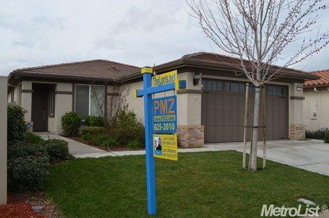 2365 Shadow Berry Dr, Manteca, CA 95336 photo 3