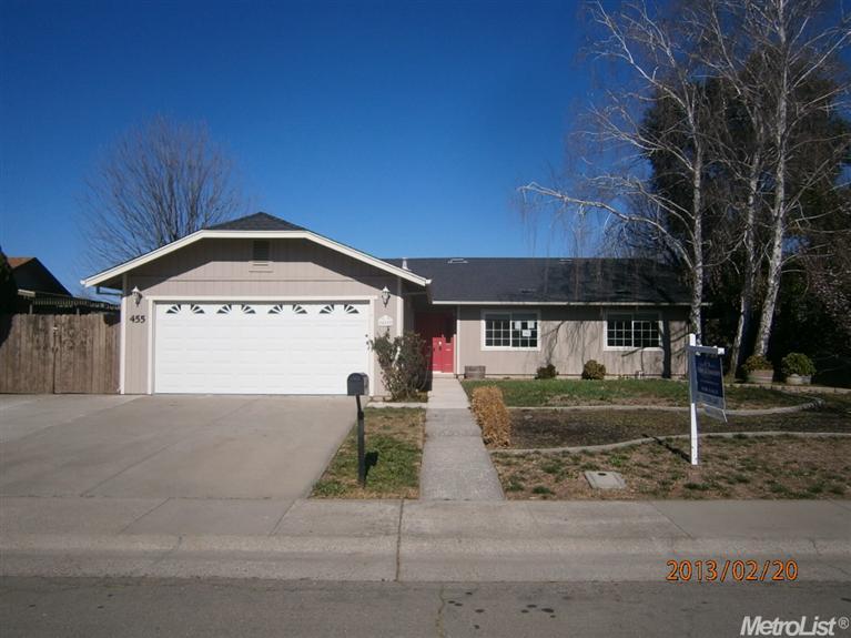 455 Edwards St, Winters, CA 95694 photo 1